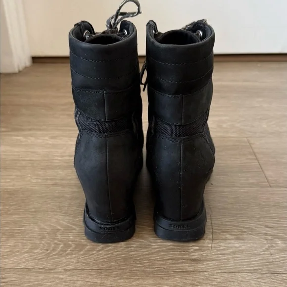 Sorel Joan of Arctic Waterproof Wedge III Lexie Lace-Up Bootie Sz 8.5 - Picture 3 of 6